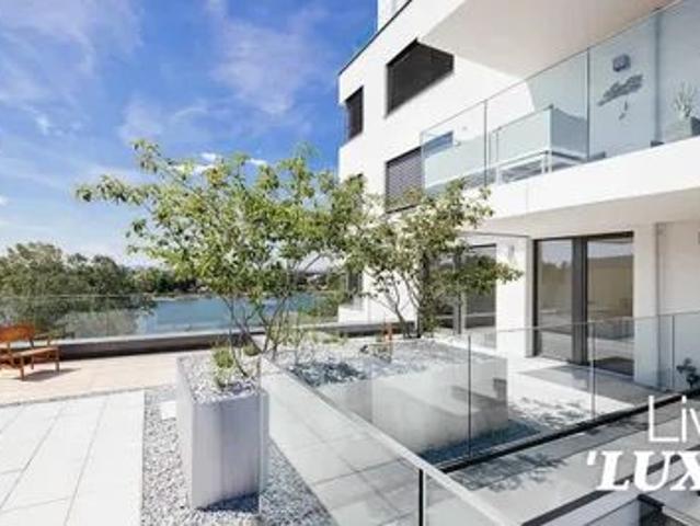 Rarität 4 Zimmerwohnung mit großer Terrasse und Wasserblick direkt an der Alten Donau