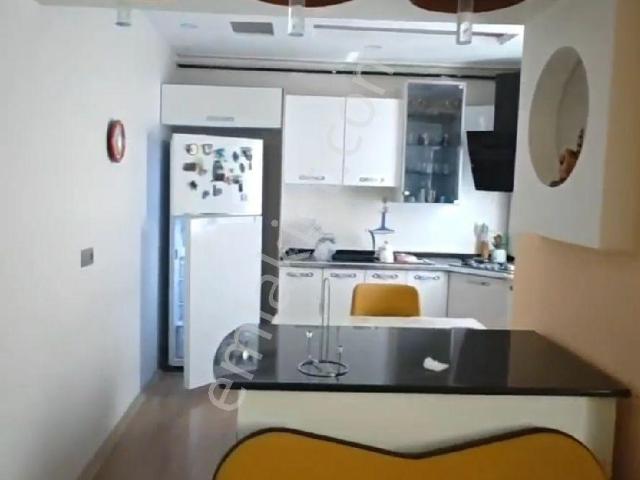Rastgeldi Gayrimenkul'den Bahçelievlerde Kiralık Eşyalı 2+1