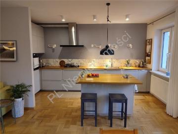 Przestronny dom 200 m2 z wysokim standardem i 5 sypialniami