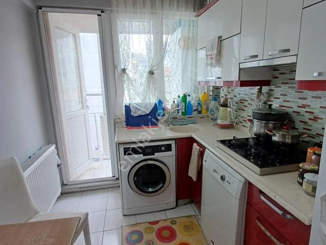 Rasathane Mah 4.kat 3+1 Acıl Satılık