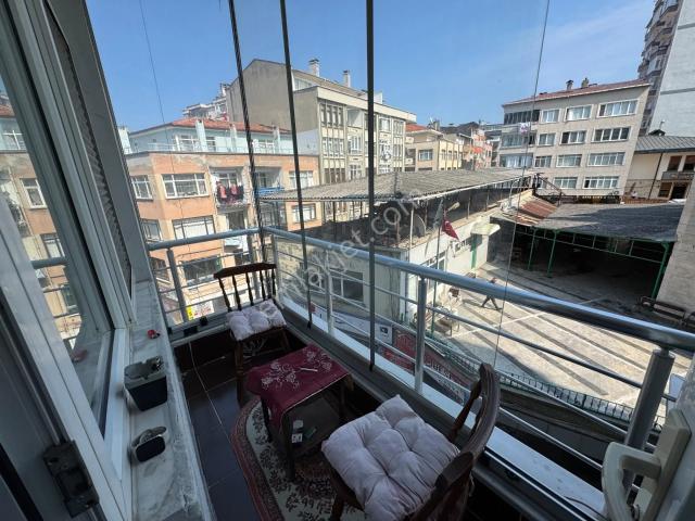 Rasathane Mahallesinde İci Temiz Yapılı Satılık Daire