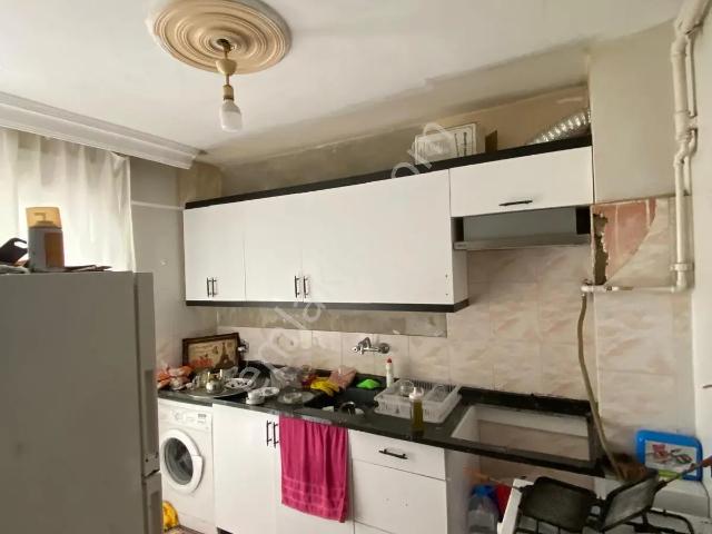 Rasathane Mahallesinde İci Temiz Yapılı Satılık Daire