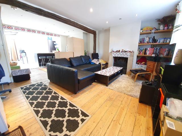 Rasper Road, Whetstone N20, 2 bed flat to rent, £2,450 pcm | PrimeLocation