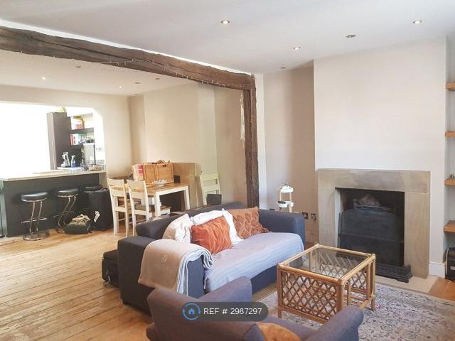 Rasper Road, London N20, 2 bed semi detached house to rent, £2,600 pcm | PrimeLocation