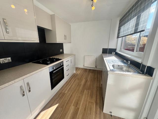 Ratcliffe Gate, Mansfield NG18, 2 bed property to rent, £825 pcm | PrimeLocation