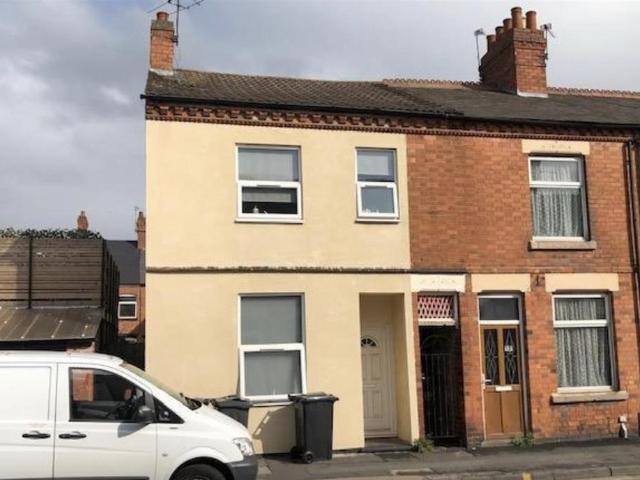 Ratcliffe Road, Loughborough 1 bed end of terrace house to rent £500 pcm £115 pw