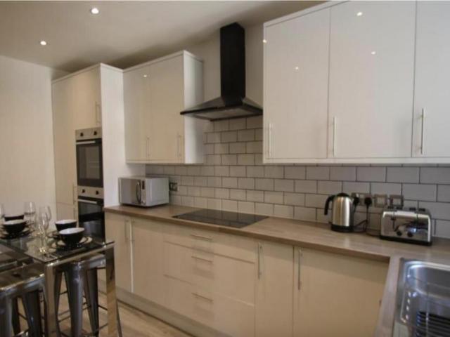 Ratcliffe Road, Loughborough 1 bed semi detached house to rent £550 pcm £127 pw