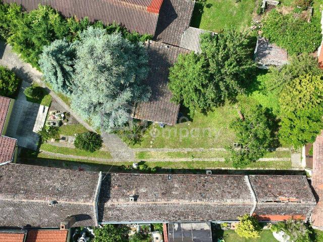 Ratenkauf möglich! Sanierungsbedürftiges Haus mit Stadl und großen Grund zu verkaufen!