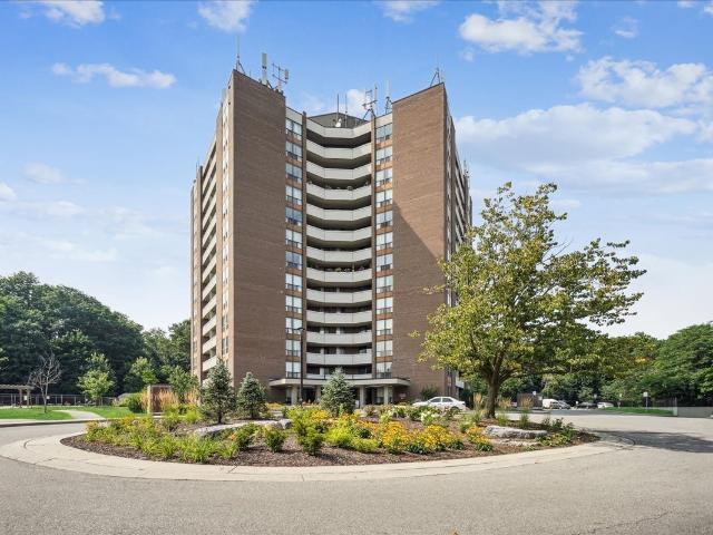 Rathburn Apartments 2 Bedroom + Den available at 2121 Rathburn Road East Apartment for Rent