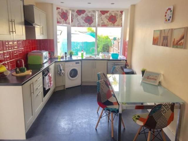 Rathfern Road, London SE6, 5 bed shared accommodation to rent, £750 pcm | PrimeLocation