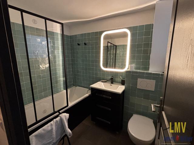 Rauzan: Maison duplex en pierre 168 m2 avec jardin et jacuzzi