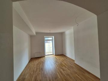 Innsbruck, Tirol - Büroraum, Aufzug