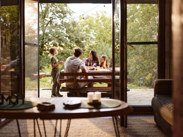 RAUM FÜR FAMILIE UND DESIGN