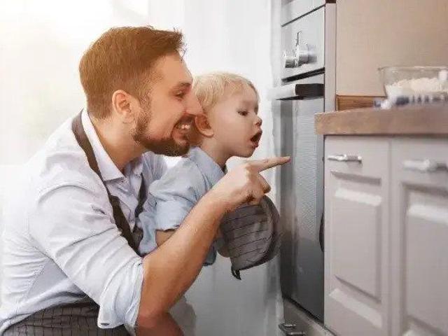 RAUM FÜR FAMILIE UND DESIGN