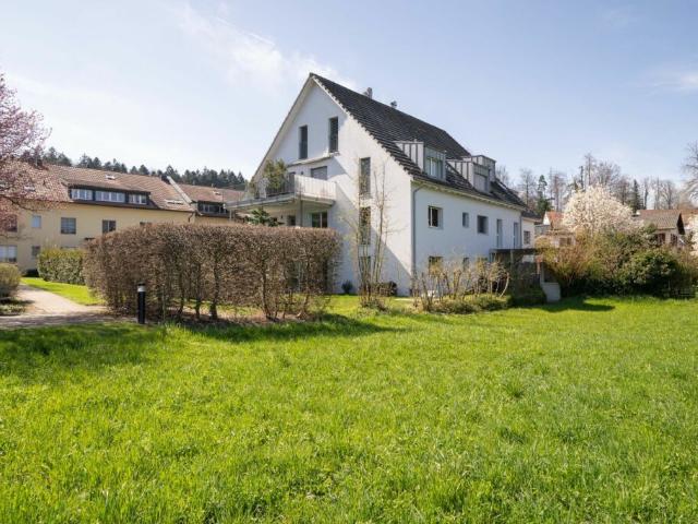 Raum für hohe Ansprüche 3½ Zimmer, 116 m² Wohnfläche und zwei Sonnenterrassen