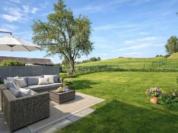 Raum, Ruhe, Geborgenheit–Ihre Doppelhaushälfte mit großzügigem Garten