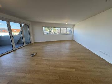 Raum zum Leben, Platz zum Durchatmen moderne 3 Zimmer Wohnung mit Balkon