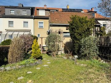 Raumwunder auf vier Etagen. Wohn und Nutzfläche 133 m²