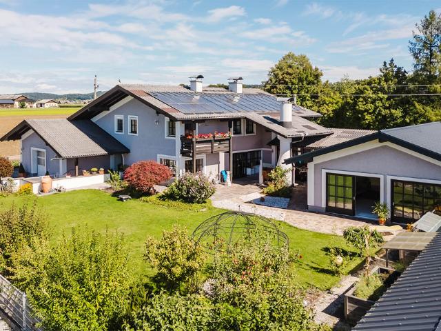 Raumwunder! Familienhaus mit Wellnessbereich und Platz für Ihre Visionen