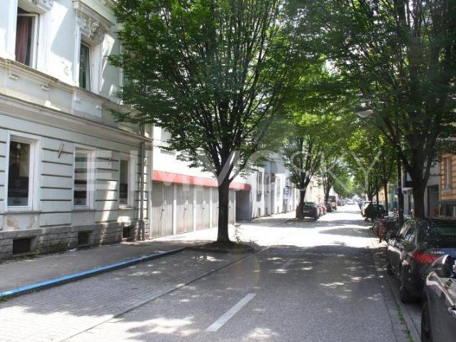 RAUMWUNDER im Herzen der Innenstadt mit Garage und Balkon