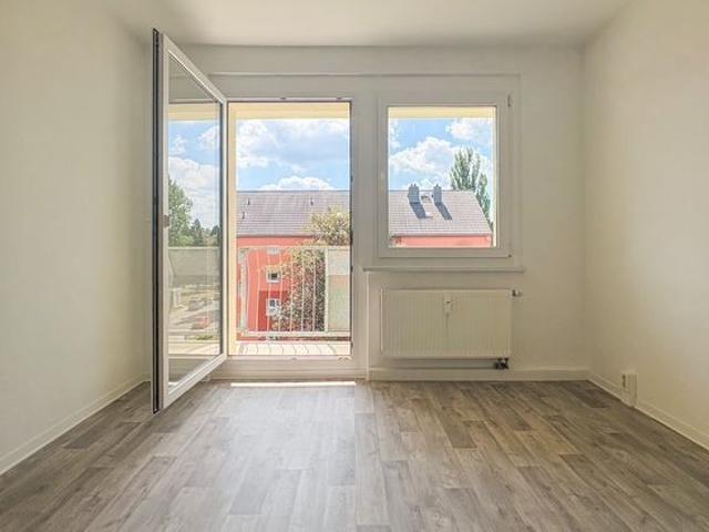Raus aus dem Trubel: Helle Wohnung im grünen Wohnumfeld!