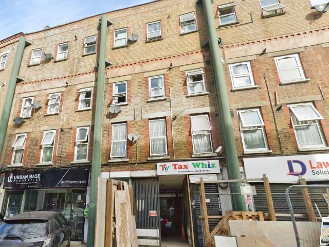 Raven Row, Whitechapel, Stepney. 1 bed flat to rent £1,900 pcm £438 pw