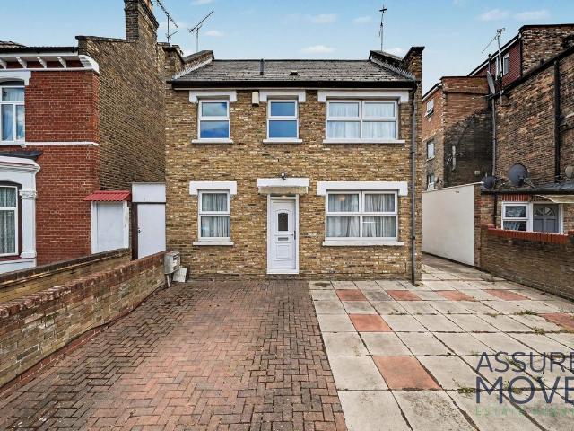 Ravenstone Road, London N8, 2 bed detached house to rent, £1,900 pcm | PrimeLocation
