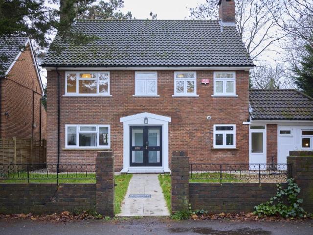 Ravenswood Court, Kingston Hill, Kingston Upon Thames KT2, 5 bed detached house to rent, £5,500 pcm | PrimeLocation