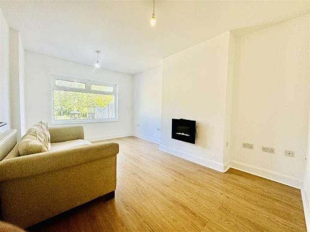 Ravenswood Crescent, Harrow, HA2