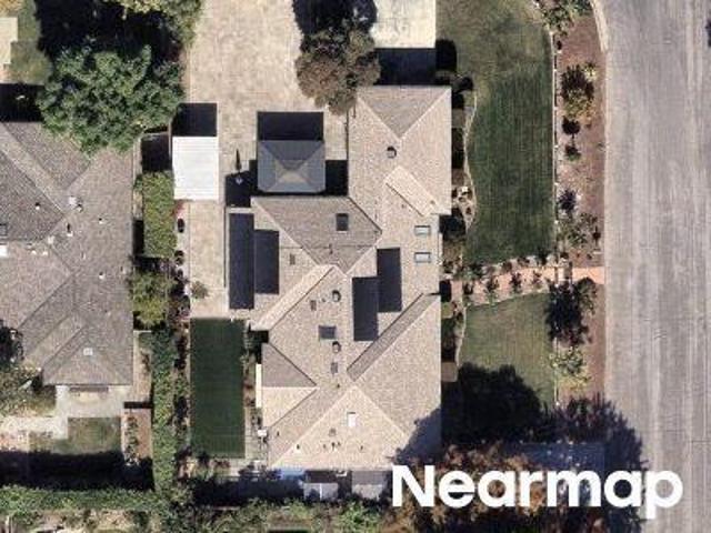 Ravenswood Dr