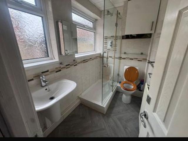 Ravensworth Terrace, South Shields NE33, 2 bed flat to rent, £750 pcm | PrimeLocation