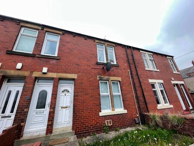 Ravensworth Road, Birtley, Chester Le Street DH3, 2 bed flat to rent, £650 pcm | PrimeLocation