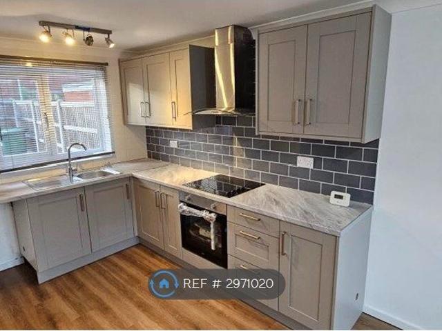 Ravens Court, Worksop S81, 3 bed semi detached house to rent, £875 pcm | PrimeLocation