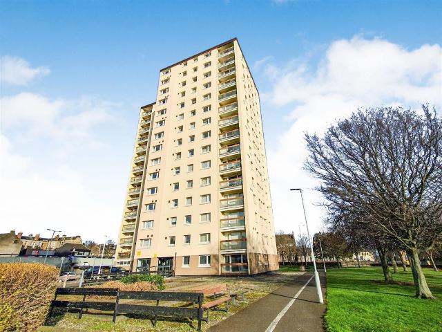 Ravens Craig, Kirkcaldy KY1, 2 bed flat to rent, £725 pcm | PrimeLocation