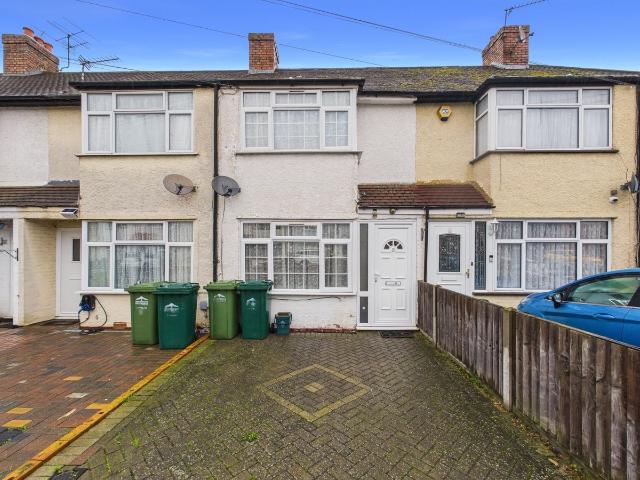 Ravensbourne Avenue, Stanwell, Staines Upon Thames, Middlesex TW19, 2 bed terraced house to rent, £1,750 pcm | PrimeLocation