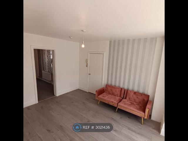 Ravensbourne Road, London SE6, 1 bed flat to rent, £1,550 pcm | PrimeLocation