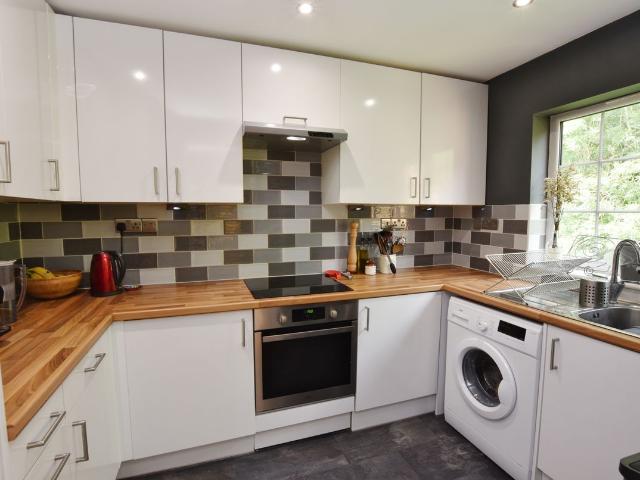 Ravenscroft, Watford WD25, 1 bed maisonette to rent, £1,350 pcm | PrimeLocation