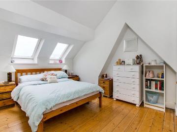 Ravenslea Road, Balham SW12, 2 bed flat to rent, £2,650 pcm | PrimeLocation