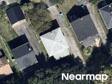 Ravenwood Ave