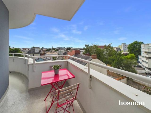 Ravissant appartement T3 de 74,91 m2 avec balcon de 9,2 m2, place de parking et cave Rezé