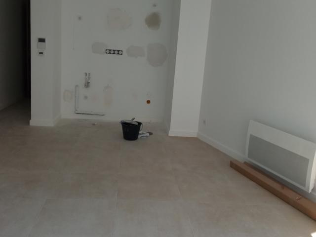 RAVISSANT TYPE 2 DE 38.54M² AVEC PARKING INTERIEUR AU COEUR DU CENTRE VILLE DE ROQUEVAIRE