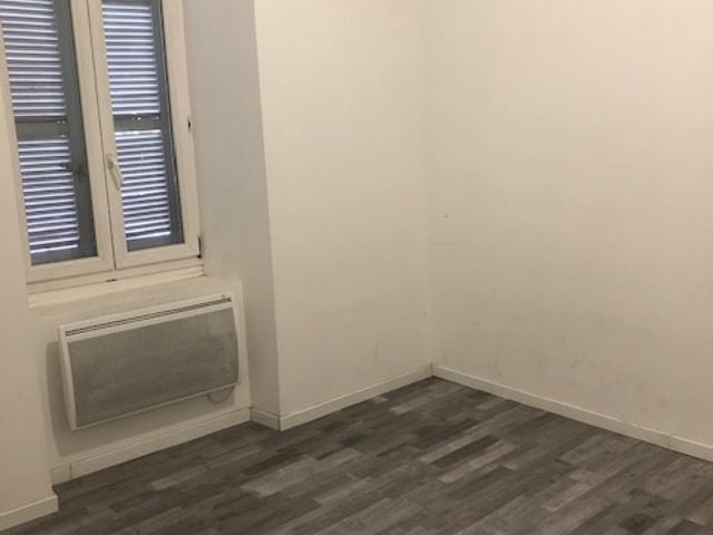 RAVISSANT TYPE 3 DE 74.42 M² AU COEUR DU 7 EME ARRONDISSEMENT