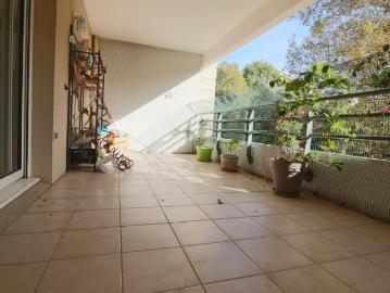 RAVISSANT TYPE 3 DE 70 M² AVEC TERRASSE ET BOX 13009