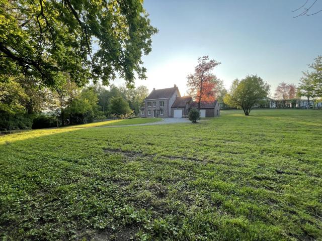 Ravissante maison au calme à l’orée d’un bois