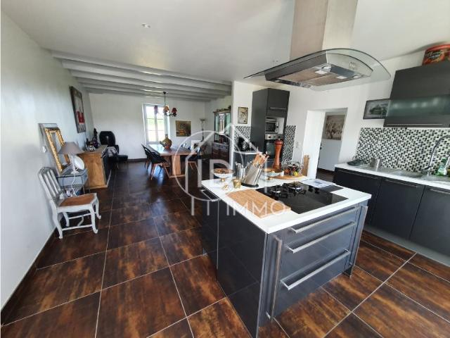 Ravissante fermette 180m² Saint Martin de Gurson