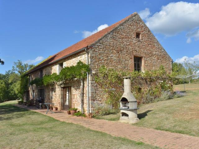 Ravissante propriété sur 12 Ha attenants, très calme sans vo. 220m² Gourdon