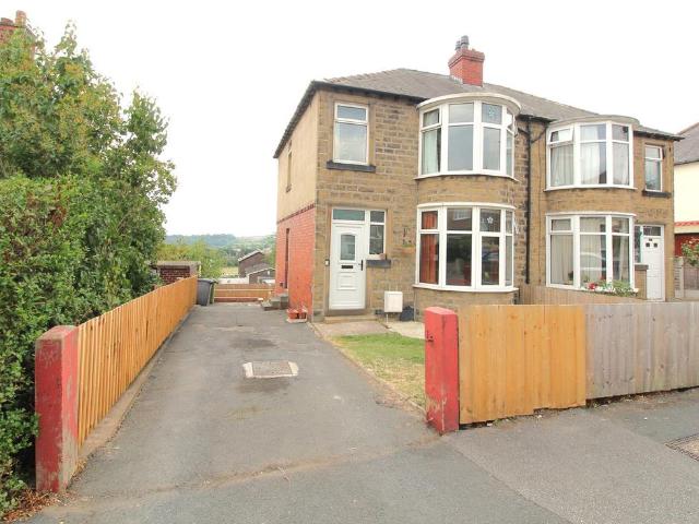 Rawthorpe Lane, Huddersfield HD5, 3 bed property to rent, £1,300 pcm | PrimeLocation
