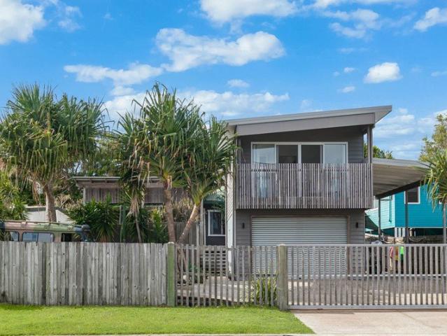 Raw, Relaxed & Wonderfully Kingscliff