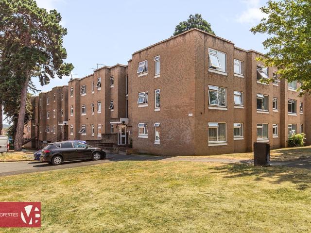 Rawdon Drive, Hoddesdon EN11, 2 bed flat to rent, £1,400 pcm | PrimeLocation