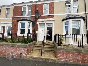 Rawling Road, Bensham, Gateshead NE8, 2 bed flat to rent, £750 pcm | PrimeLocation